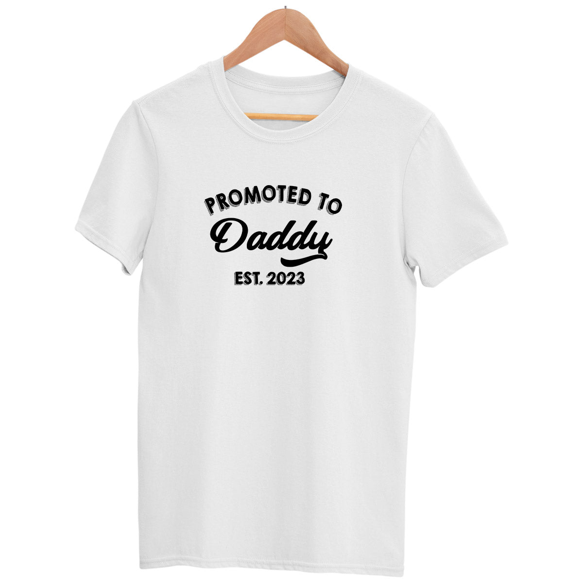 Promoted to Daddy 2023 T-Shirt Funny Humor New Dad Baby First Time Typographygraphy Unisex T-Shirt